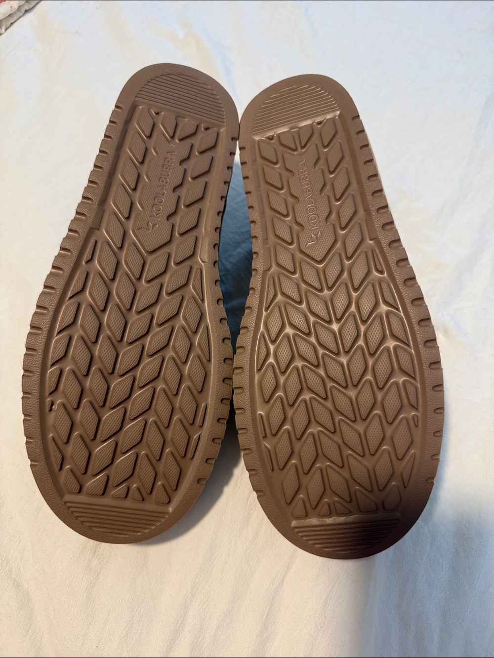 Koolaburra by Ugg Cozy Suede Slip-On Clog in Light Tan Size 10 - Picture 6 of 7
